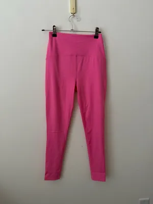 NEW Beyond Yoga • POWERBEYOND Strive High Waisted Midi Leggings Size Small thumbnail 3
