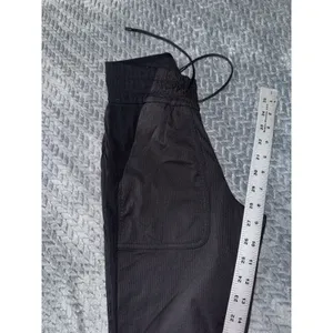 Lululemon Women's Beyond The Studio Joggers Black Pull On Size 0 thumbnail 9