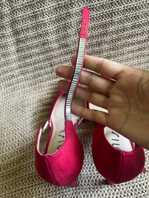 Unisa Fuchsia Pointed-Toe Ankle-Strap Heels thumbnail 4