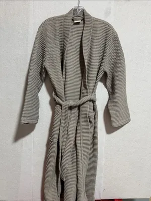 Quince Women's Waffle-Knit Robe - Taupe/Grey thumbnail 1
