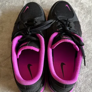 Nike Women's Black and Pink Athletic Shoes thumbnail 4