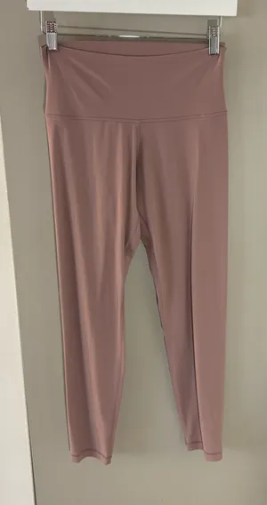 Aritzia Golden Butter Cheeky Infinite High Rise Leggings Pink Size 8 - Medium thumbnail 1