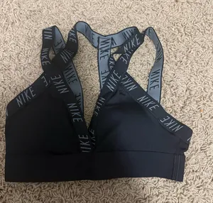 Nike bra thumbnail 1