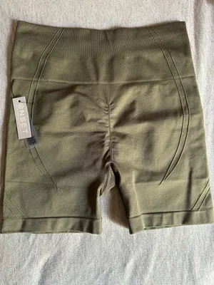 Onset seamless shorts Green Size M thumbnail 2
