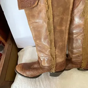 Women’s size 8.5 Corral Vintage Cognac Deer knee high western distressed boots. thumbnail 5