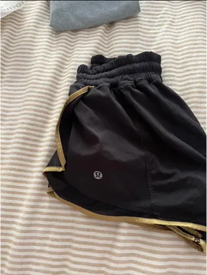 Lululemon Shorts thumbnail 2