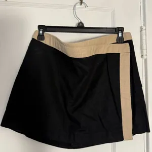 Abercrombie and Fitch Linen Blend Black Mini Skort Skirt NWT Size M thumbnail 2