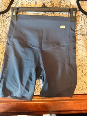 Halara Small Womens High-Waisted Navy biker Shorts With Side Pockets - Size S thumbnail 7