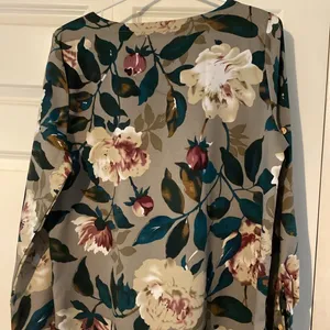 Floral Dress Size M thumbnail 5