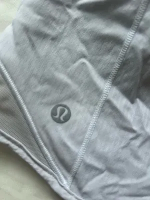 Lululemon Hotty Hot Shorts 2.5" Low-Rise thumbnail 3