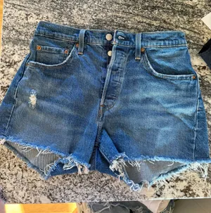 Levi’s 501 Shorts thumbnail 1
