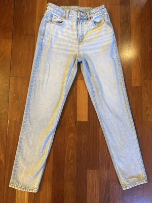 American Eagle Strigid Jeans Women’s 4R Light Wash Straight High Rise Straight thumbnail 1