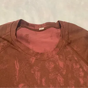 Lululemon size 4 swiftly tech Brown Long Sleeve Women's Top waist length thumbnail 8