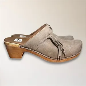 Dansko Miriam Taupe Milled Nubuck Wooden‎ Clogs 42 Slip On Comfort Nurse Shoes thumbnail 3