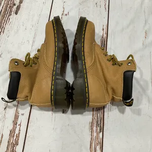 Womans Dr.‎ Martens 939 Greasy Suede Tan Boots thumbnail 7