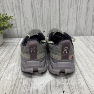 Womens Size 10 Oncloud Cloud surfer Sneakers thumbnail 4