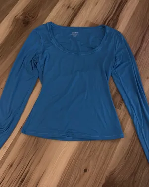 Pumiey Amazon Long Sleeve thumbnail 1