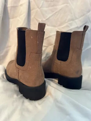 Old Navy Brown Suede Boots thumbnail 3
