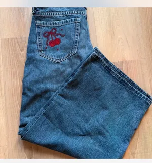 Hollister Jeans Low-Rise thumbnail 1