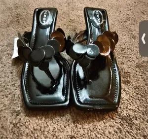 Scoop Black Floral thumbnail 1