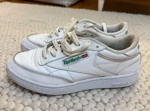 Reebok Sneakers thumbnail 1