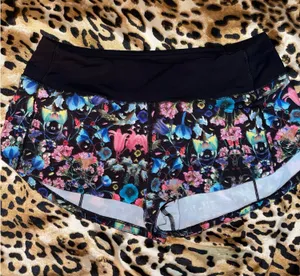 Lululemon Shorts thumbnail 1