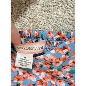 NWT medium B.O.G Collective Blue Floral‎ Smocked Back Crop Top Adjustable Straps thumbnail 6
