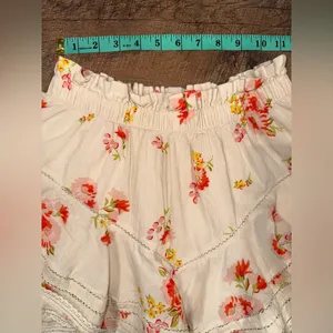 Aerie Rock 'n' Ruffle Skort Cream Floral Skort with Ruffles thumbnail 12