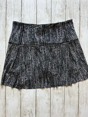 Lululemon Lost in Pace Skirt Air Time White Black Size 6 Rare thumbnail 10