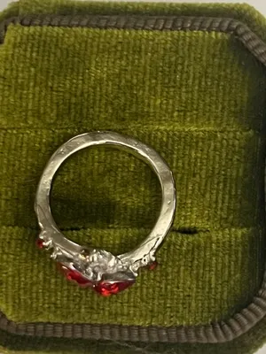 Gothic/Punk Red Heart Shaped Gemstone Silver Statement Ring Size 6 thumbnail 3
