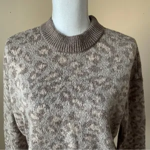 AERIE | Animal Print Knit Sweater Sz XS thumbnail 3