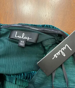 Lulus NWT Velvet Green Off the Shoulder Mini Dress Size XS thumbnail 7