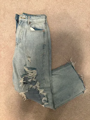 PacSun Jeans High-Rise Boyfriend 90s Distressed Baggy Lightwash thumbnail 2