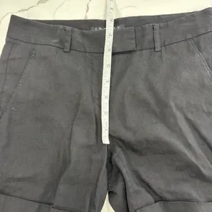 Theory Shorts Womens Size 00 Black Linen Blend Neutral Quiet Luxury thumbnail 6