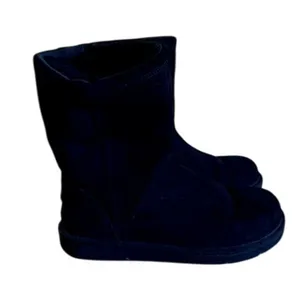 UGG Australia Classic Short Boots Black Suede Sheepskin Size 916 thumbnail 1