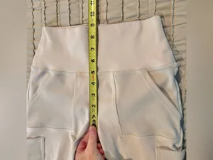 ALO Yoga High Waist Cargo Leggings Bone Ivory Cream White Extra Small XS Workout thumbnail 8