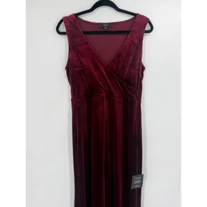Lulus Crushing It Maxi Dress Size L Burgundy Velvet Slit Gown Old Hollywood NWT thumbnail 5