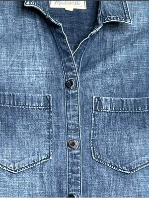 Madewell Denim Shirt Women's Classic Pockets Fade 100% Cotton Soft. Size XS. thumbnail 3