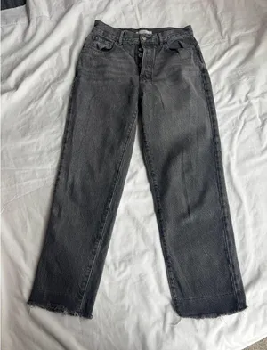 Size 26 White Fabric Size Tag Gray thumbnail 1