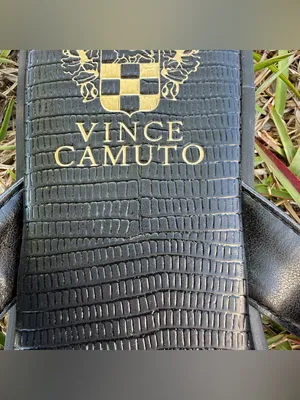 Vince Camuto Black Flip Flop Sandals Gold Detail Size 7.5 NWT thumbnail 4