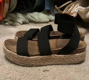 Black Platform Sandals thumbnail 1