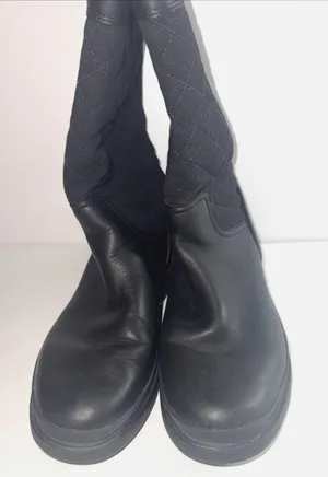 Cole Haan Black Leather Waterproof Quilted Winter Boots Women 8.5B EUC CHARITY thumbnail 1