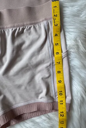 Lululemon Morning Match Short 3.5" Size 8 (RARE ITEM ESP IN THIS COLOR) thumbnail 11