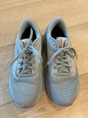 Brooks Women’s Adrenaline GTS 24 Running Shoe Alloy White Zephyr Size 7 thumbnail 4