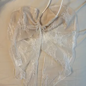 Elegant Cream Lace Tube Top and Maxi Skirt Set thumbnail 3
