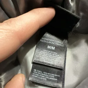 Women's The North Face 550 Down Filled Puffer Jacket Medium Ladies Silver thumbnail 5