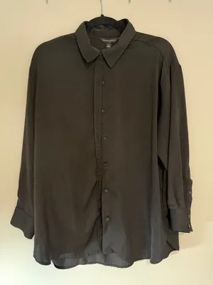 Banana Republic Women’s Black Button-Up Shirt thumbnail 1