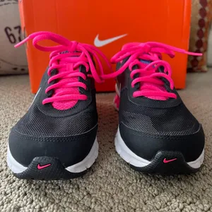 Women's Reax 9 Running Shoes 653612-001 Black/Pink thumbnail 6