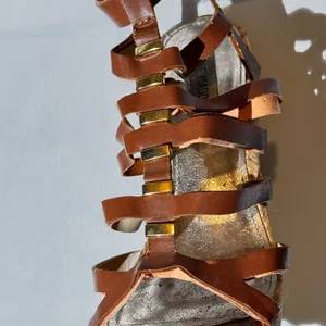 Steve Madden Brown Strappy Wedge Sandals thumbnail 5