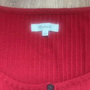 Madewell Women’s Ribbed‎ Cardigan Crop Tee in Scarlet thumbnail 5